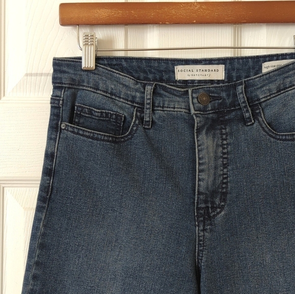 Social Standard by Sanctuary Dark Wash High Rise Cropped Straight Leg Jeans 6 - Picture 11 of 16